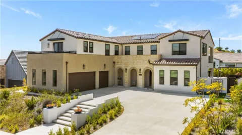 18331 Creek Canyon
