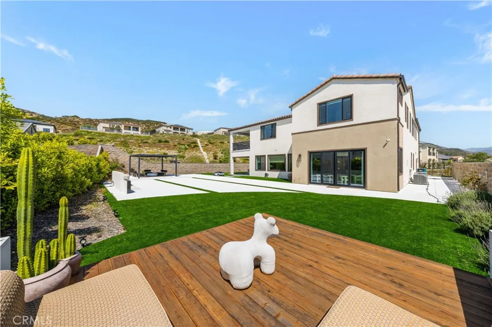 18331 Creek Canyon Silverado, CA 92676