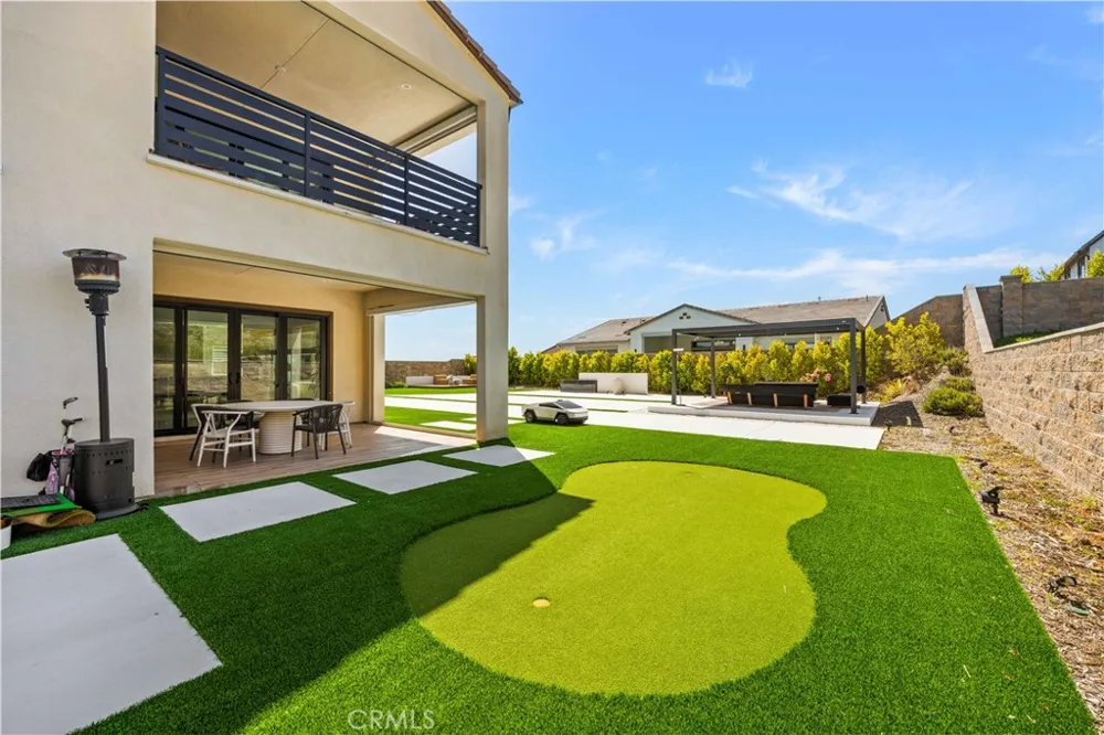 18331 Creek Canyon Silverado, CA 92676