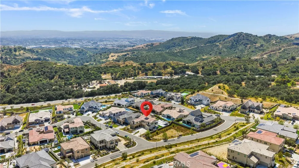 18331 Creek Canyon Silverado, CA 92676