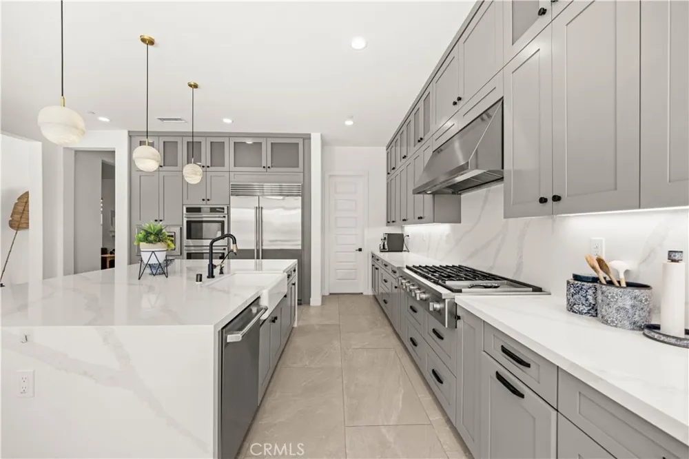 18331 Creek Canyon Silverado, CA 92676
