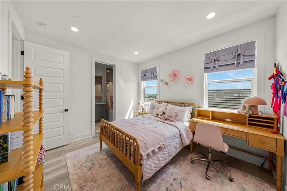 18331 Creek Canyon Silverado, CA 92676