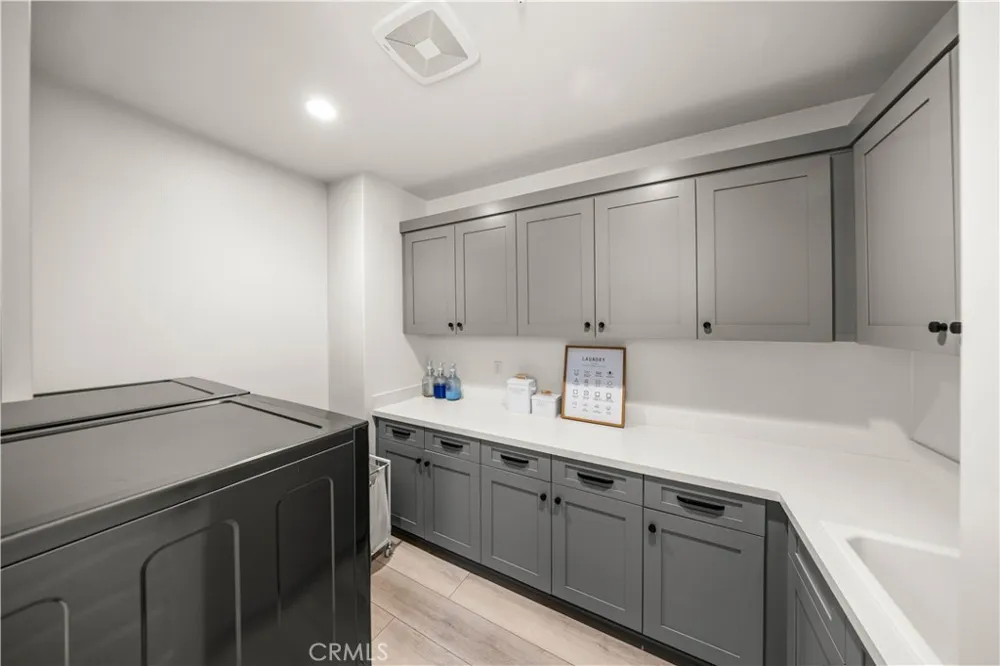 18331 Creek Canyon Silverado, CA 92676