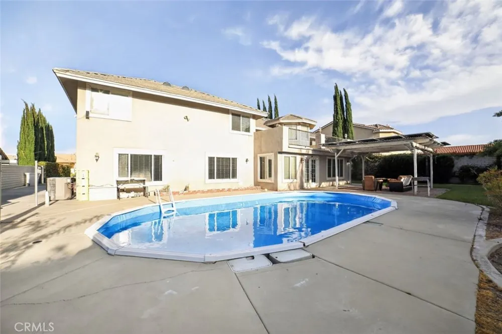 13610 Hidden Valley Road Victorville, CA 92395