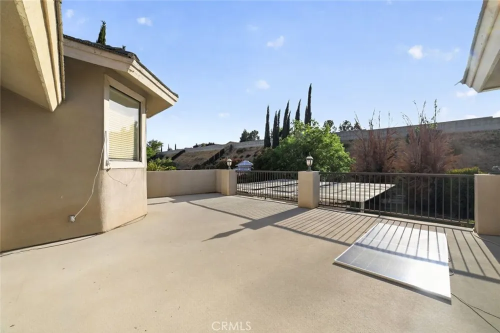 13610 Hidden Valley Road Victorville, CA 92395