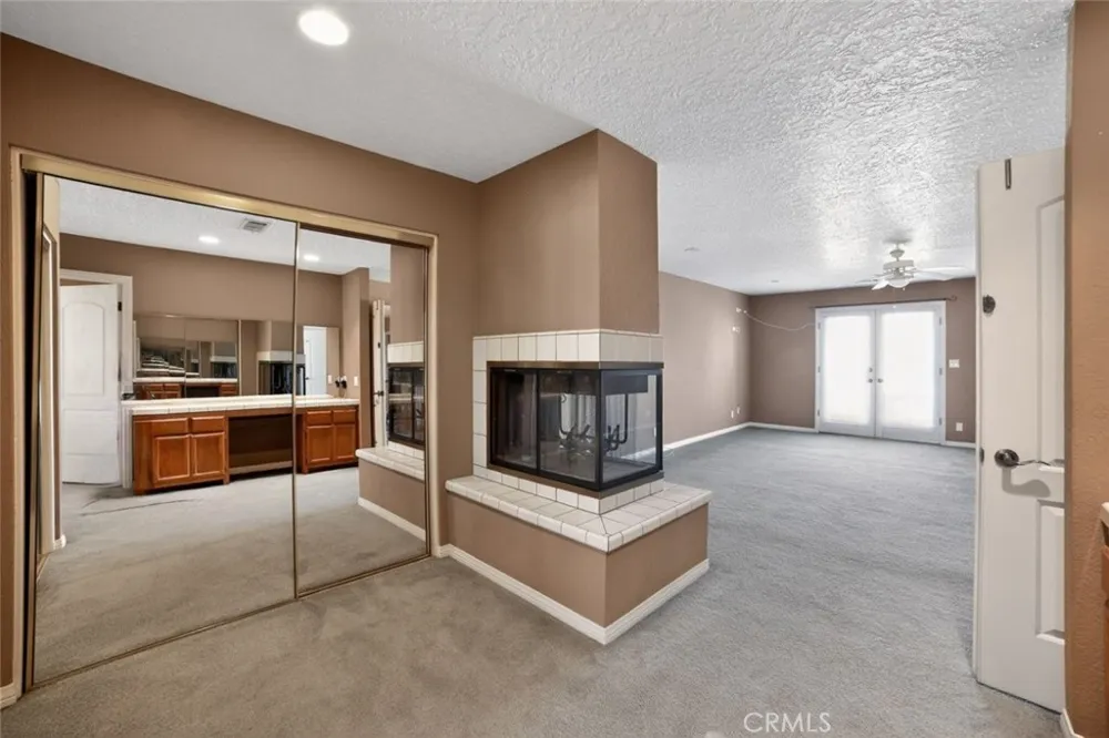 13610 Hidden Valley Road Victorville, CA 92395