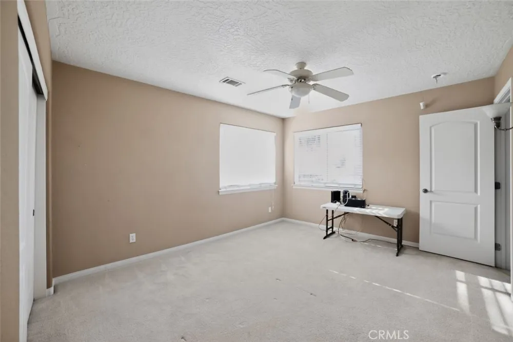 13610 Hidden Valley Road Victorville, CA 92395