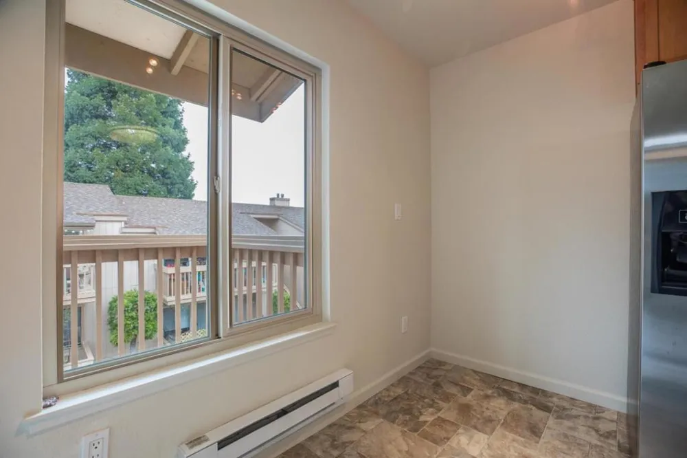 300 Glenwood Circle #258 Monterey, CA 93940