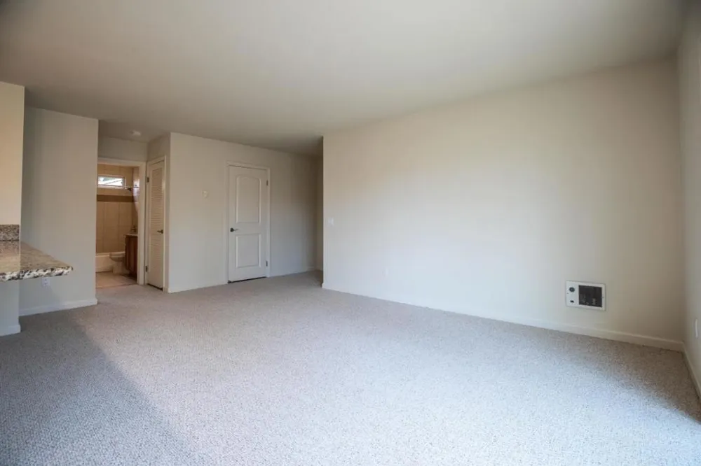 300 Glenwood Circle #258 Monterey, CA 93940