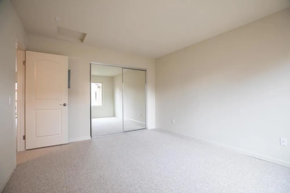 300 Glenwood Circle #258 Monterey, CA 93940