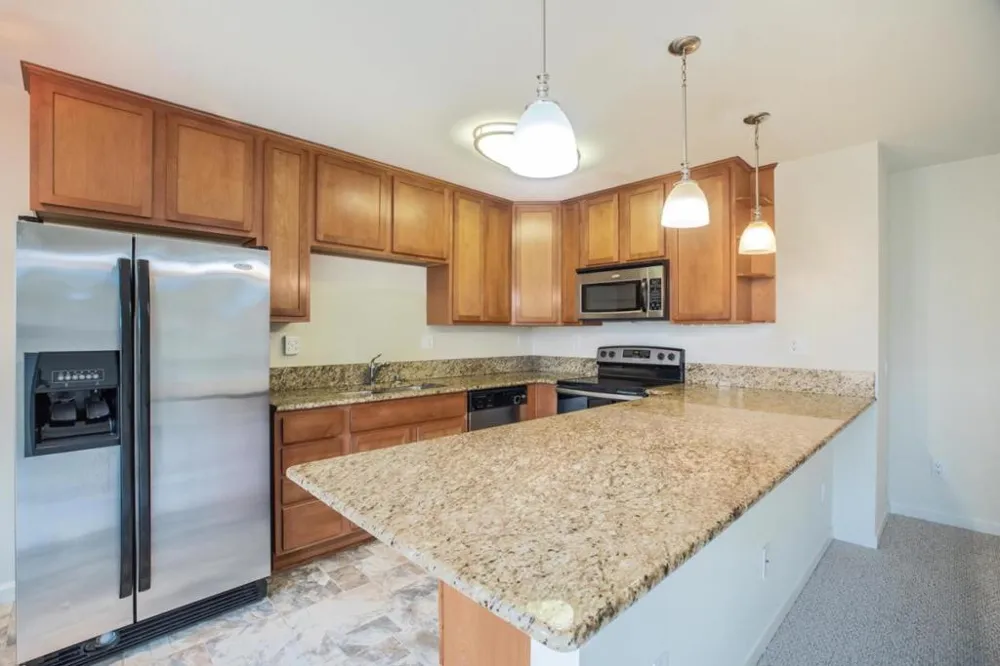 300 Glenwood Circle #258 Monterey, CA 93940