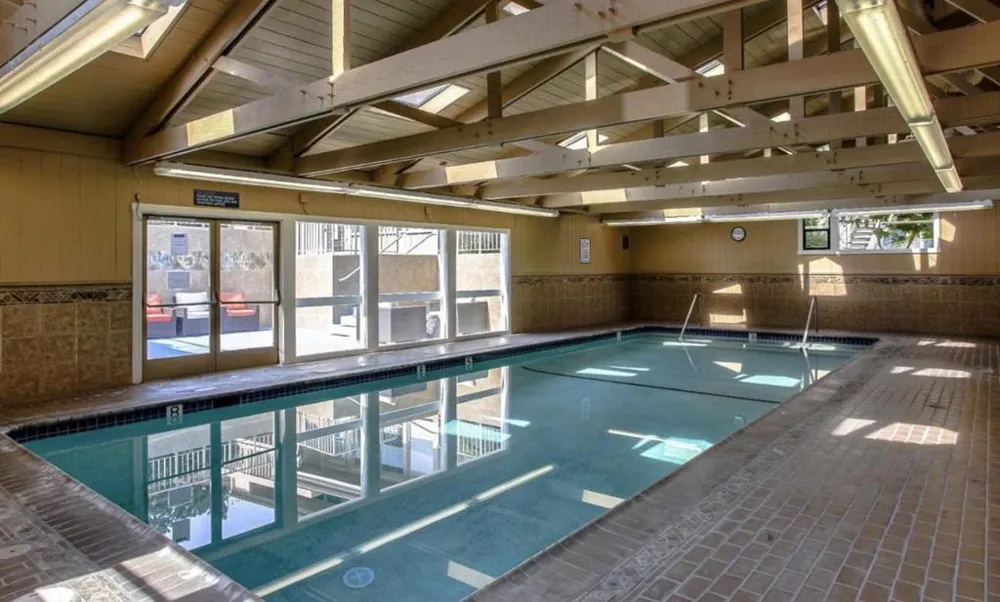 300 Glenwood Circle #258 Monterey, CA 93940