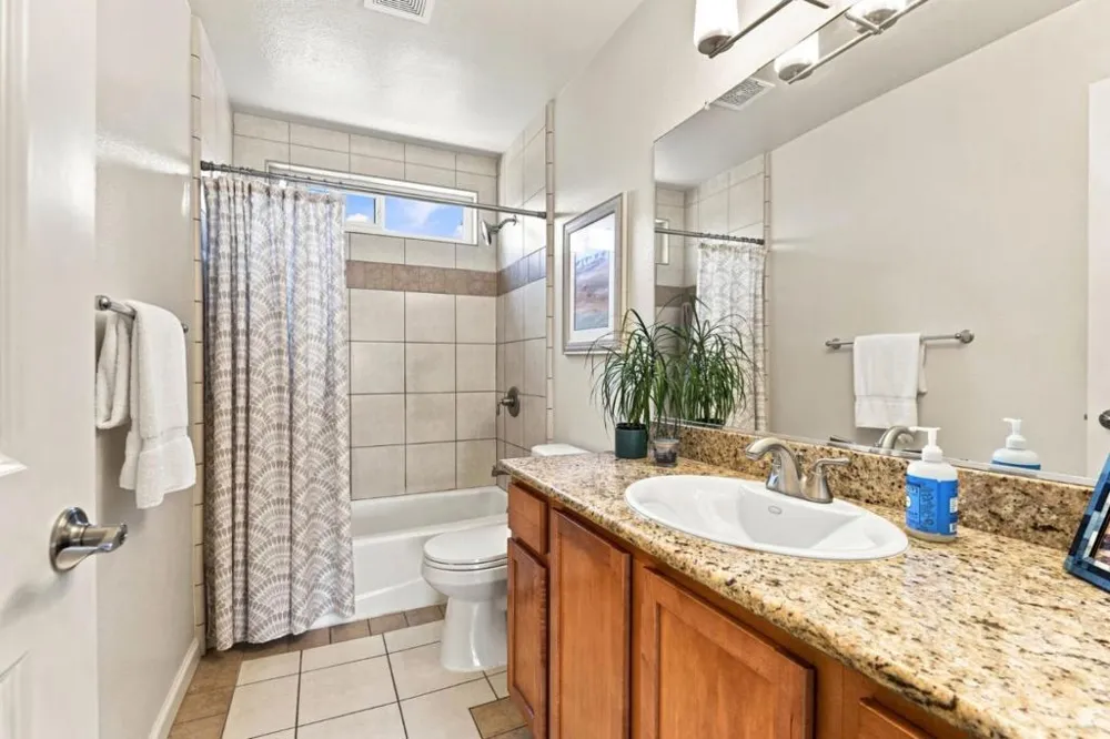 300 Glenwood Circle #258 Monterey, CA 93940