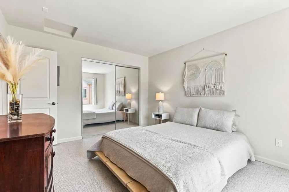 300 Glenwood Circle #258 Monterey, CA 93940