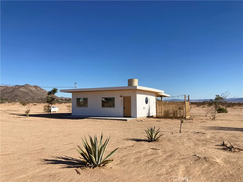 60654 Mitch Lane Landers, CA 92285