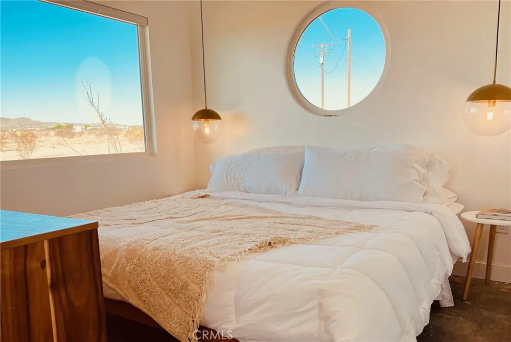60654 Mitch Lane Landers, CA 92285
