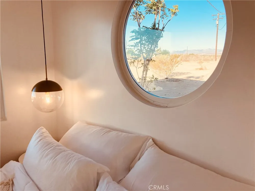 60654 Mitch Lane Landers, CA 92285