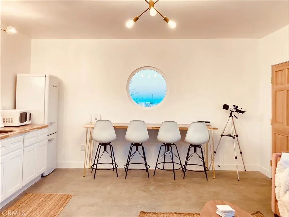 60654 Mitch Lane Landers, CA 92285