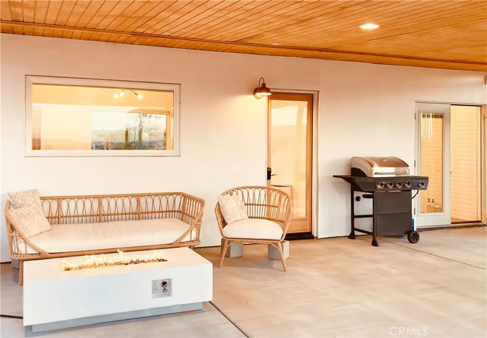 60654 Mitch Lane Landers, CA 92285