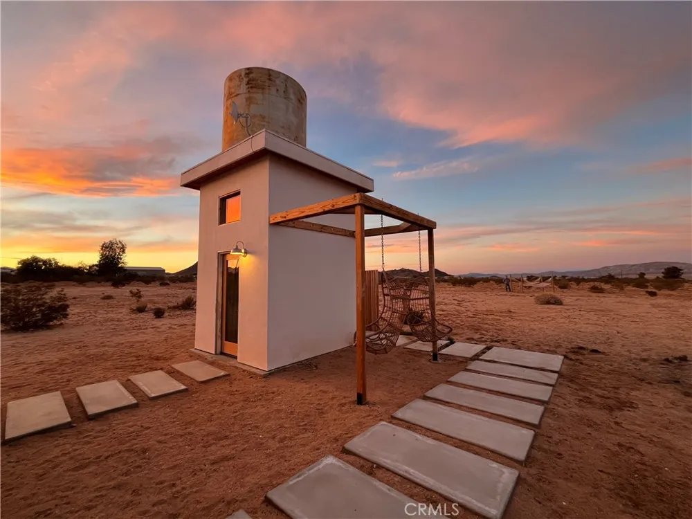 60654 Mitch Lane Landers, CA 92285