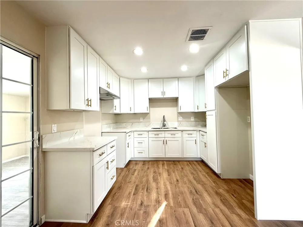 930 W Franklin Avenue Ridgecrest, CA 93555