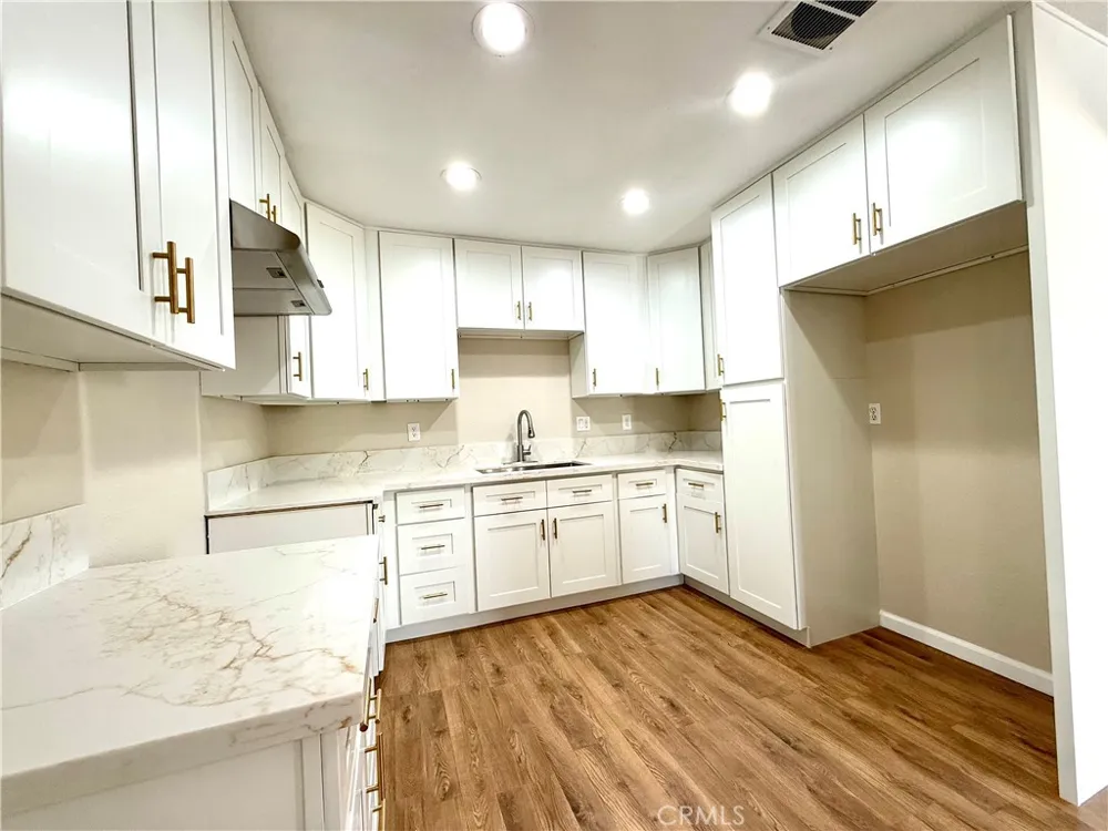 930 W Franklin Avenue Ridgecrest, CA 93555