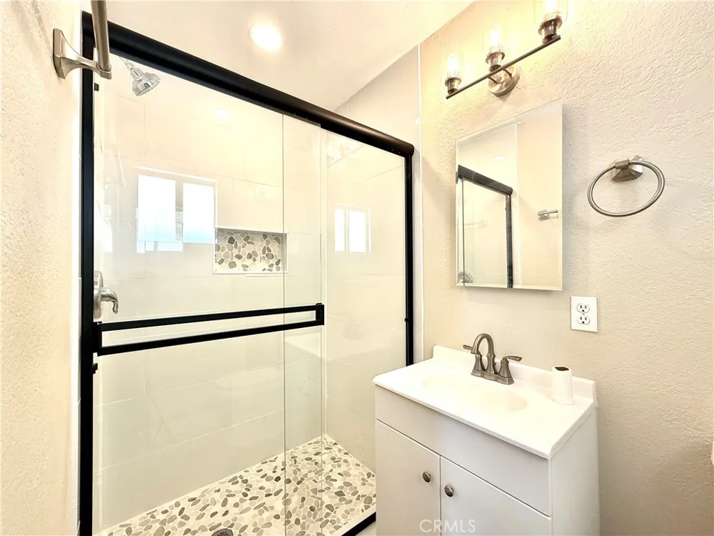 930 W Franklin Avenue Ridgecrest, CA 93555