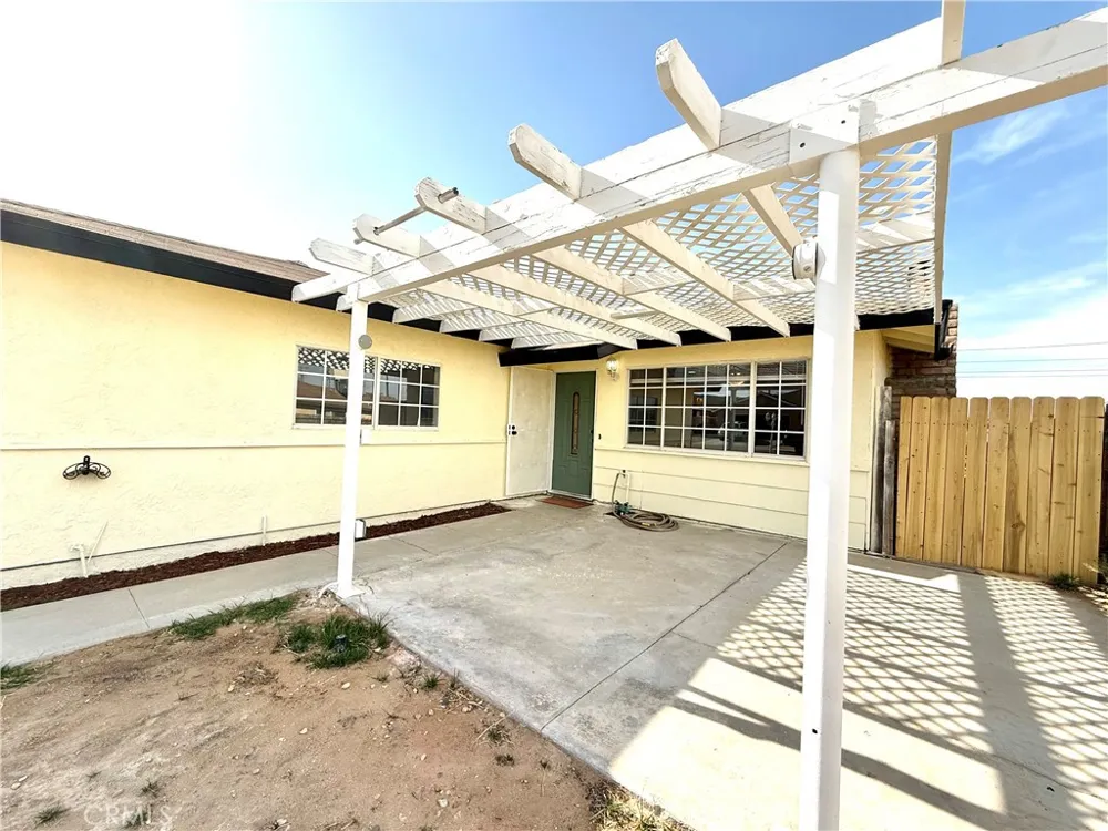 930 W Franklin Avenue Ridgecrest, CA 93555