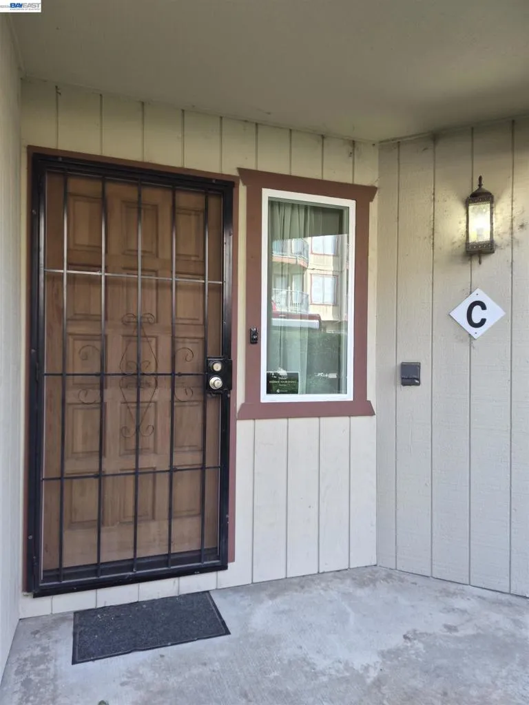 20980 BIRCH #C Hayward, CA 94541