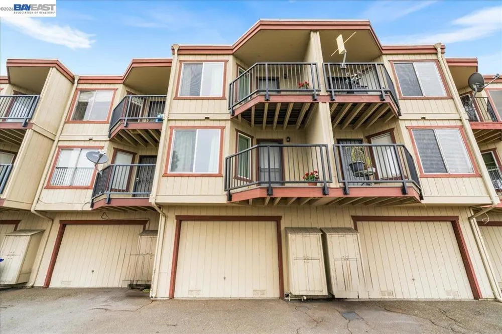 20980 BIRCH #C Hayward, CA 94541