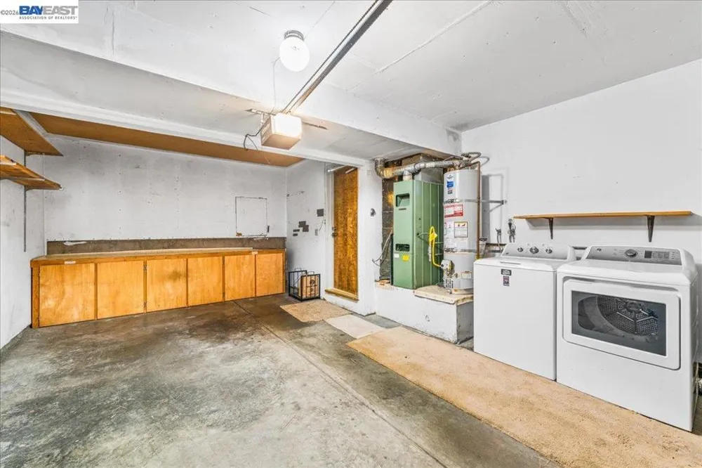 20980 BIRCH #C Hayward, CA 94541