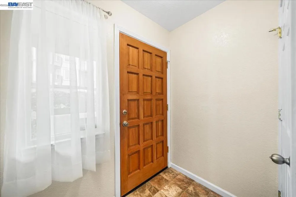 20980 BIRCH #C Hayward, CA 94541