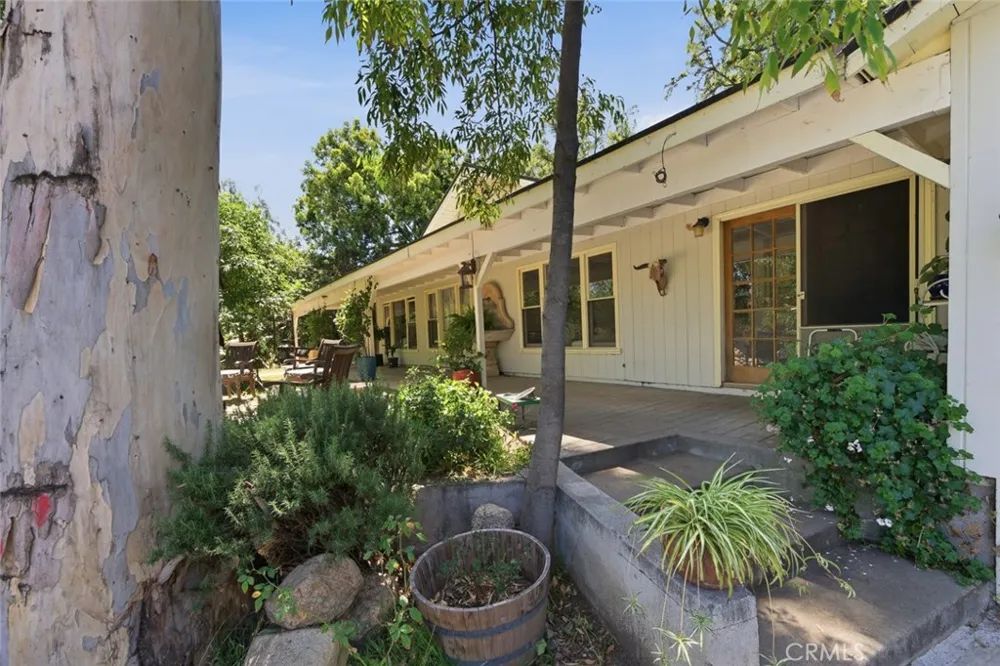 9522 La Canada Sunland, CA 91040