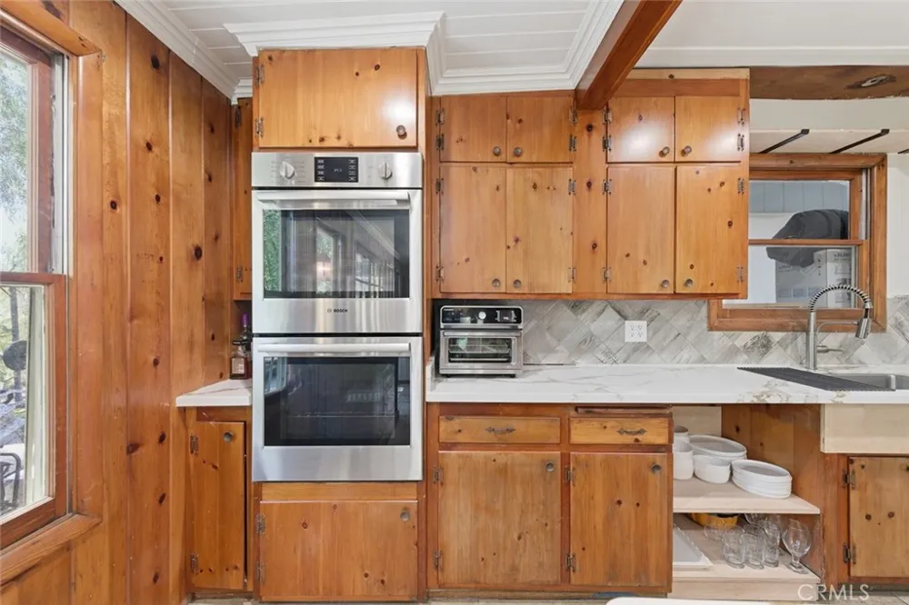 9522 La Canada Sunland, CA 91040