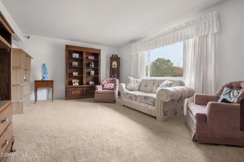 642 Wendy Drive Newbury Park, CA 91320