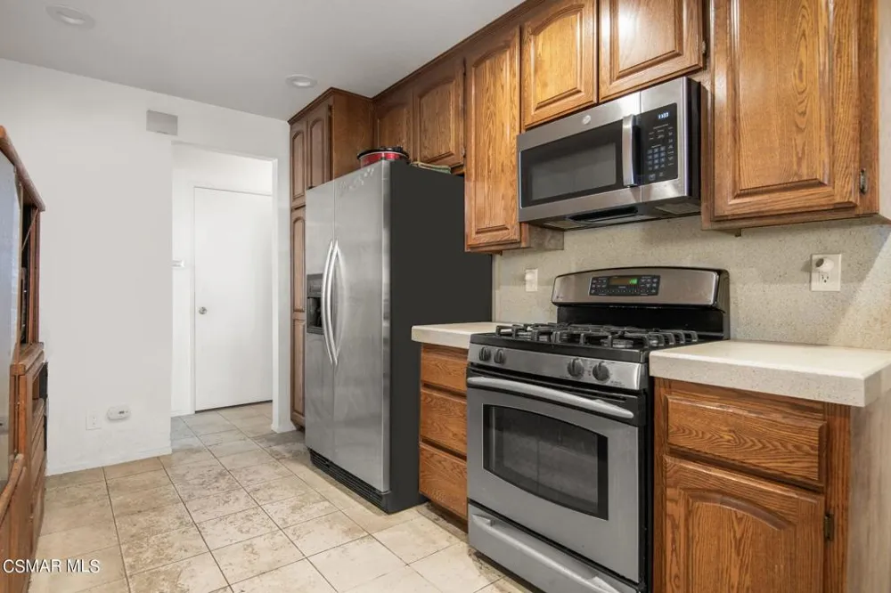 642 Wendy Drive Newbury Park, CA 91320