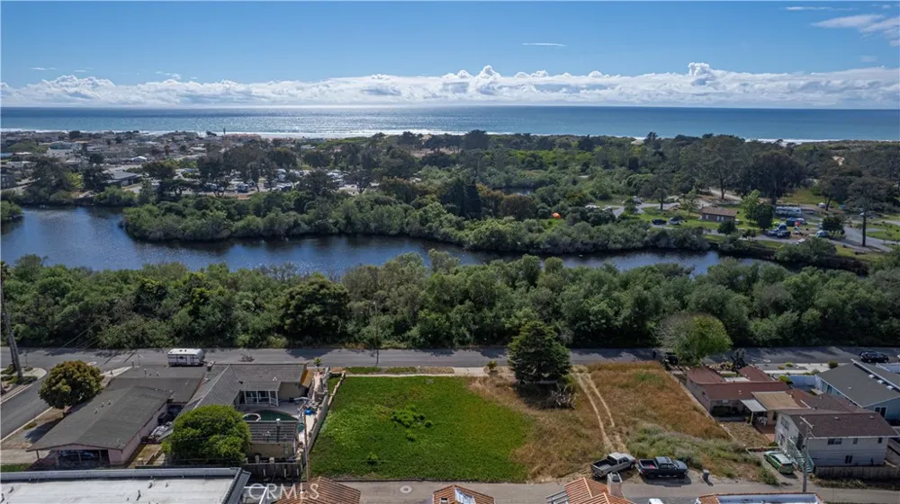 1157 Norswing Oceano, CA 93445