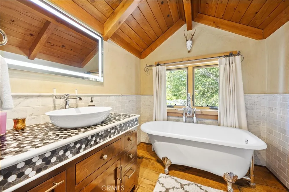 27241 Deertrail Drive Tehachapi, CA 93561