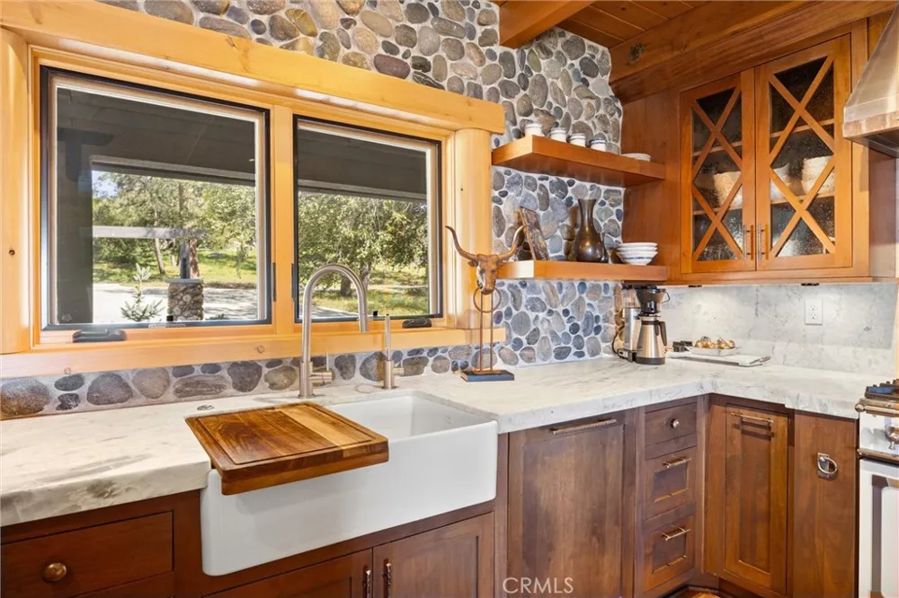 27241 Deertrail Drive Tehachapi, CA 93561