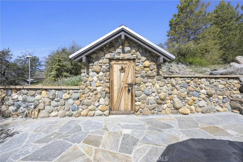 27241 Deertrail Drive Tehachapi, CA 93561