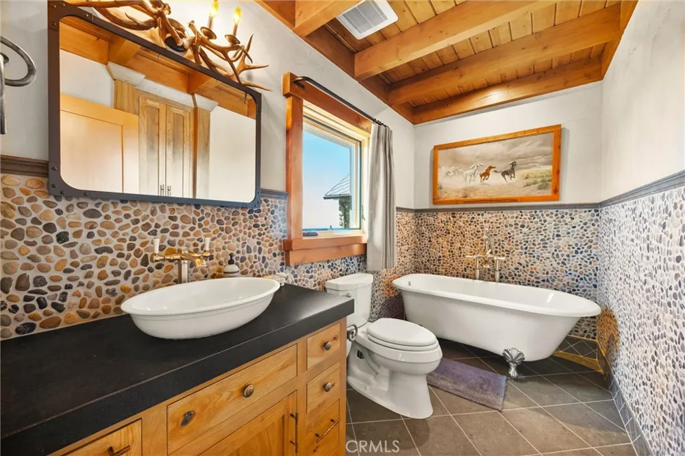 27241 Deertrail Drive Tehachapi, CA 93561