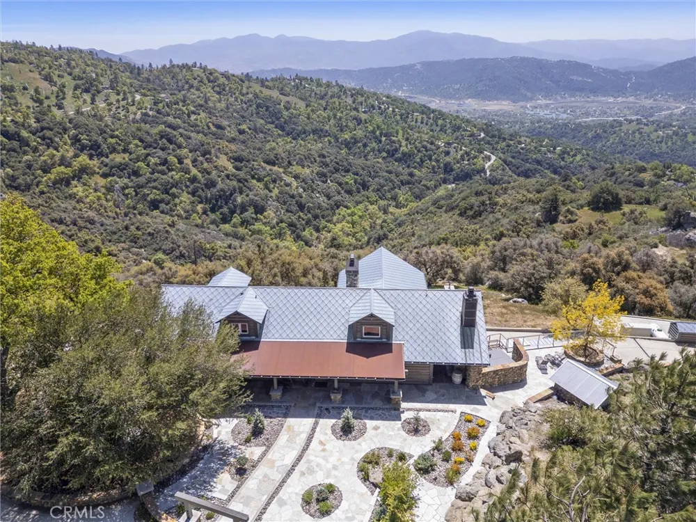 27241 Deertrail Drive Tehachapi, CA 93561