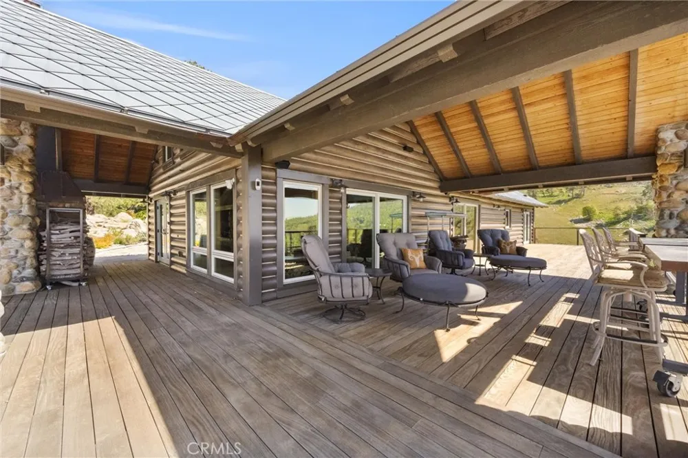 27241 Deertrail Drive Tehachapi, CA 93561