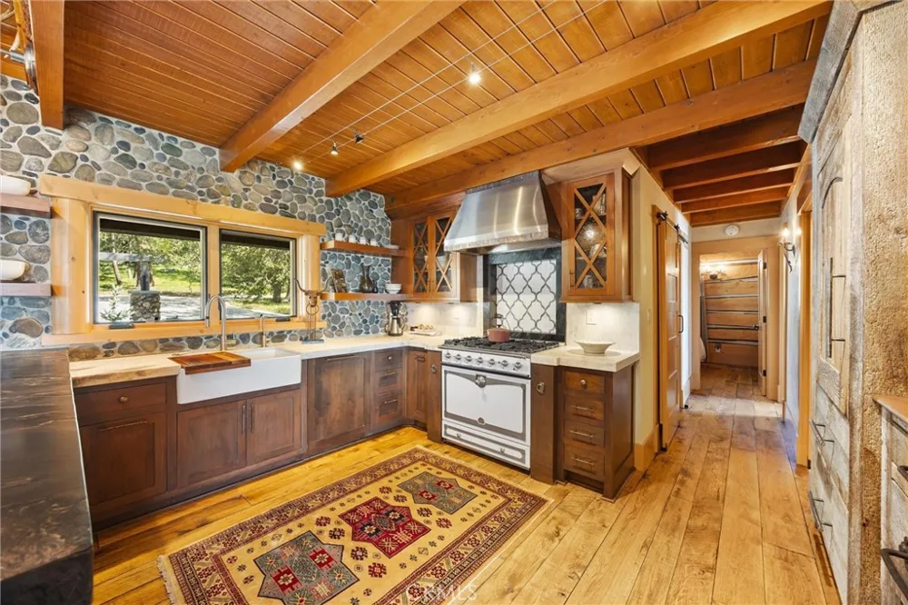 27241 Deertrail Drive Tehachapi, CA 93561