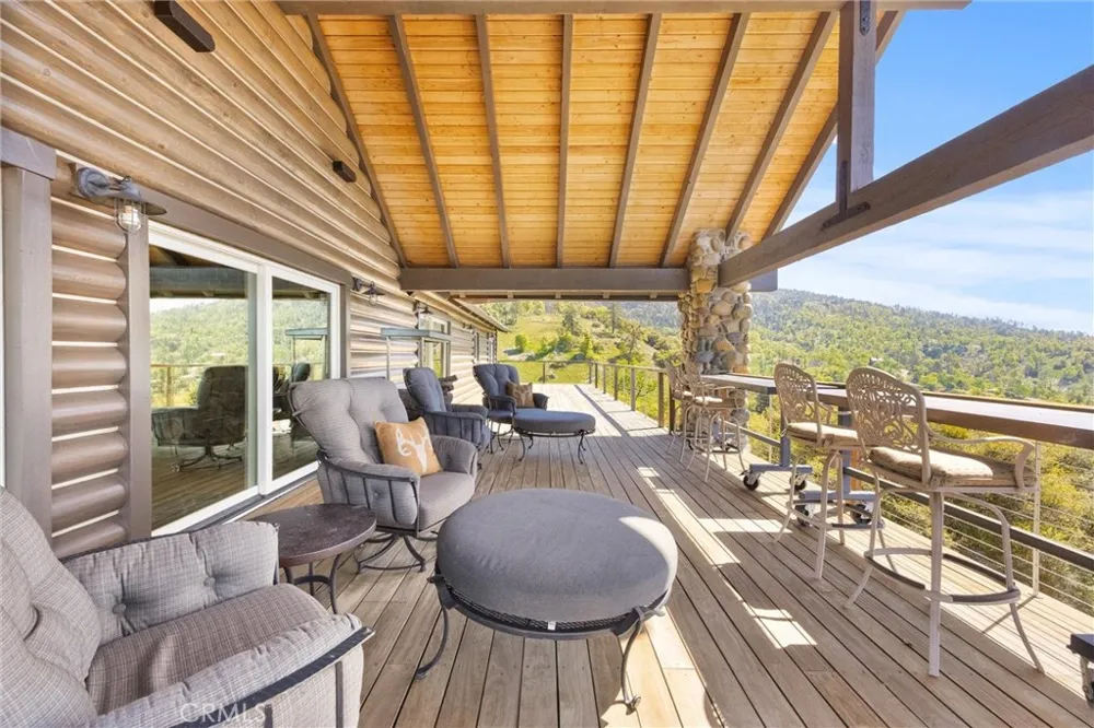 27241 Deertrail Drive Tehachapi, CA 93561