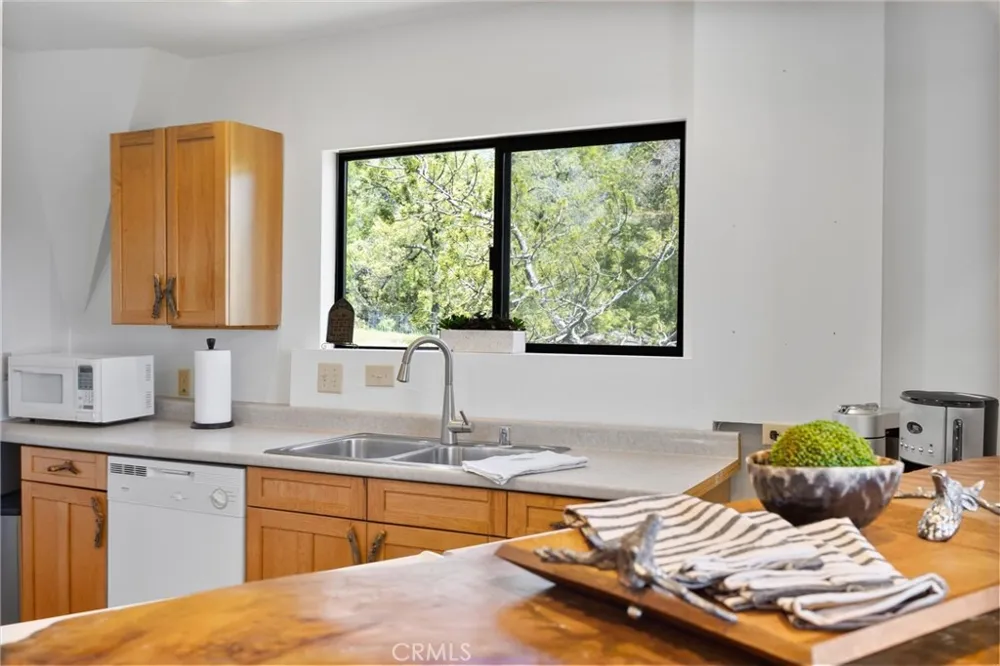 27241 Deertrail Drive Tehachapi, CA 93561