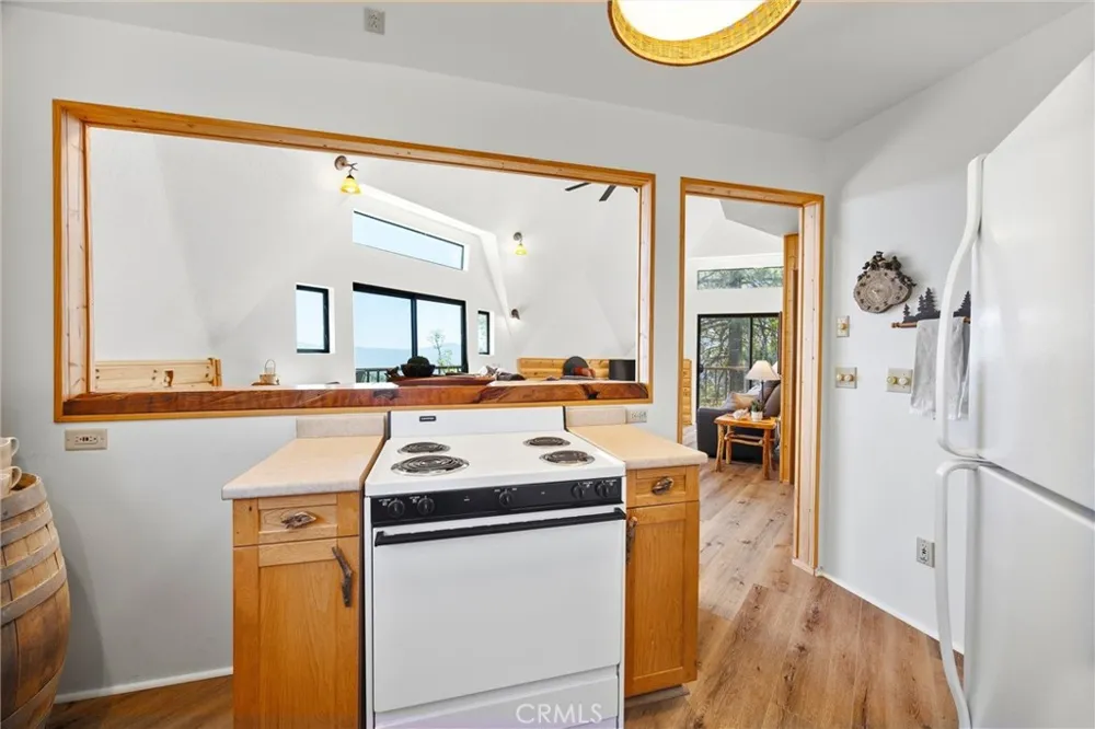 27241 Deertrail Drive Tehachapi, CA 93561