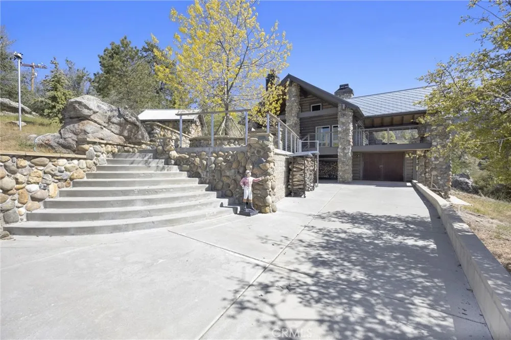 27241 Deertrail Drive Tehachapi, CA 93561
