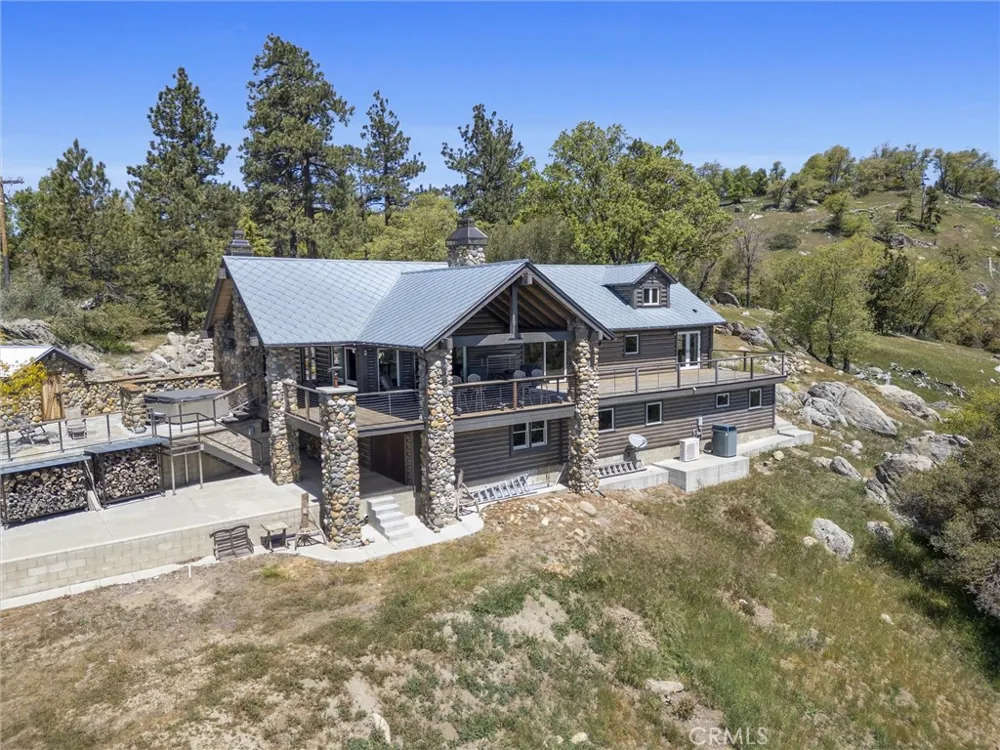 27241 Deertrail Drive Tehachapi, CA 93561