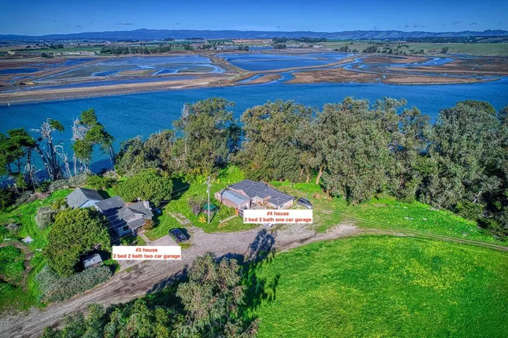 7201 Ca-1 Moss Landing, CA 95039